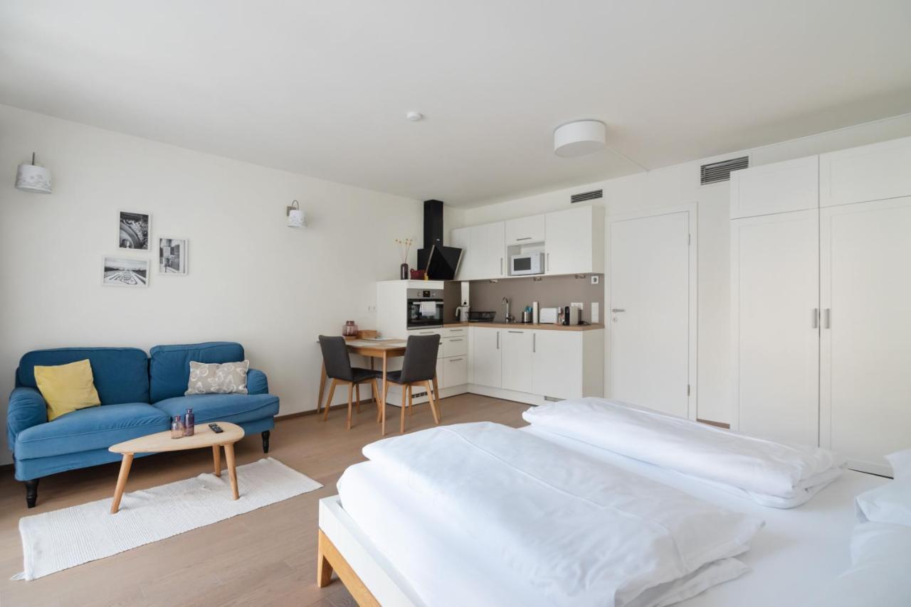 Quiet And Cozy Apartment Next To Mariahilfer Strasse And Naschmarkt With Ac, Minimum 30 Nights Vienna Esterno foto
