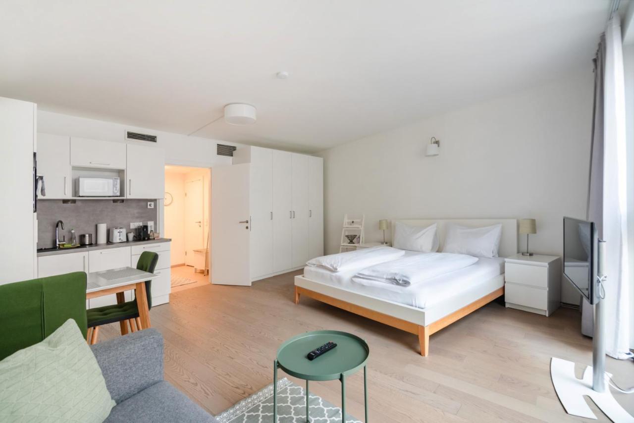Quiet And Cozy Apartment Next To Mariahilfer Strasse And Naschmarkt With Ac, Minimum 30 Nights Vienna Esterno foto