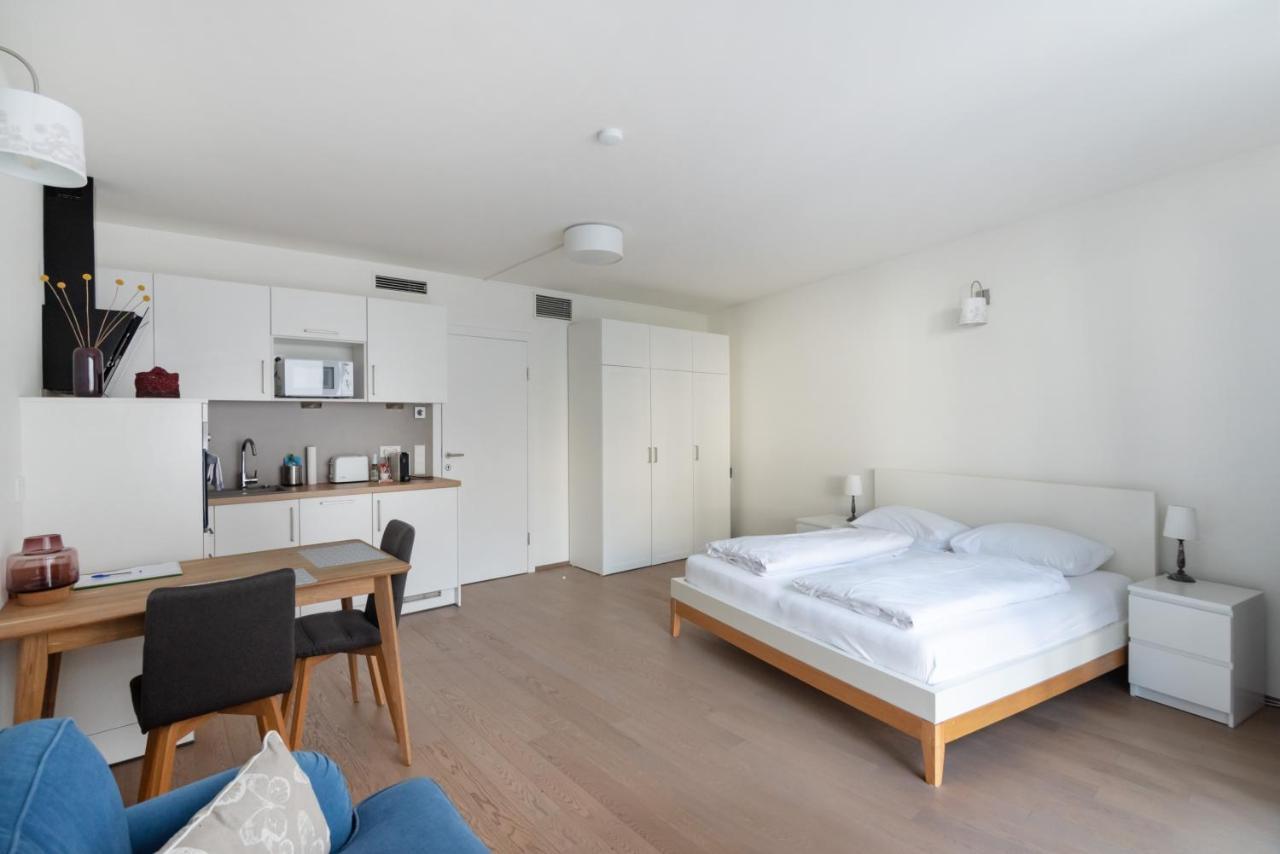 Quiet And Cozy Apartment Next To Mariahilfer Strasse And Naschmarkt With Ac, Minimum 30 Nights Vienna Esterno foto
